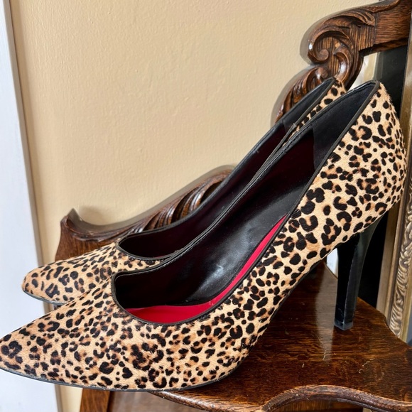 Nine West| Tan Leopard Print Calf Hair 4” Heels Sz 9.5 - Picture 5 of 6
